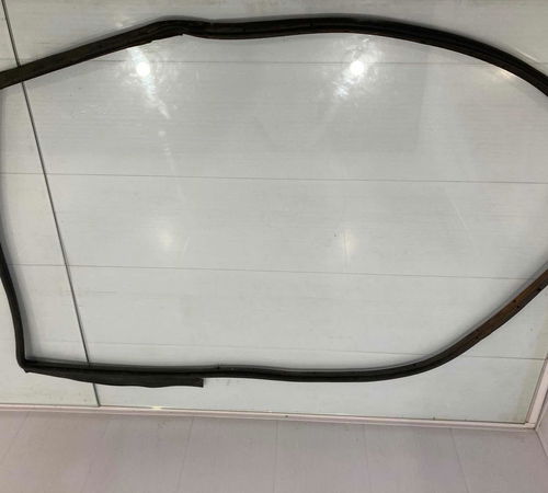 Borracha De Vedação Traseira Direita Ford New Fiesta Sedan