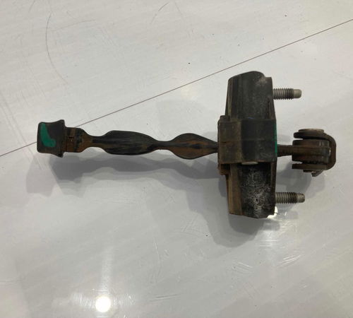 Limitador De Porta Traseira Direita Ford Fusion 06/09