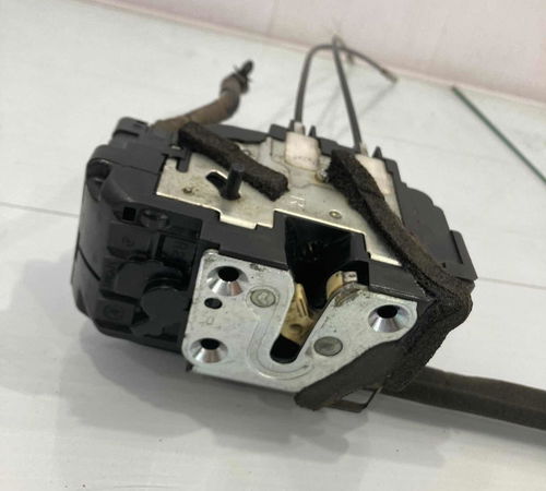 Fechadura Traseira Direita Nissan Tiida 08/14