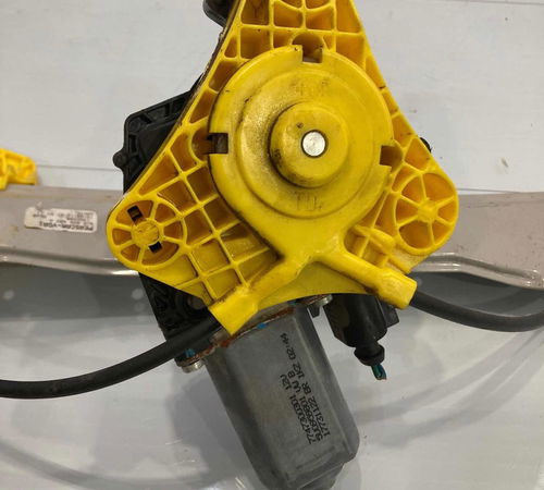 Máquina De Vidro Traseiro Direito Elétr Volkswagen Voyage 13