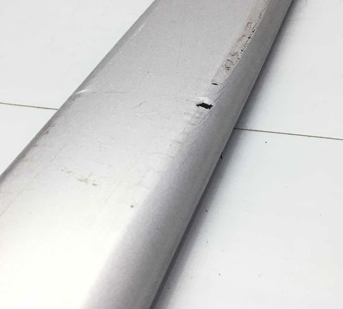Friso Prata C/detalhe Porta Traseira Direita Nissan Tiida 08