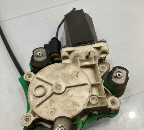 Máquina De Vidro Traseiro Direito Volkswagen Fox 2013