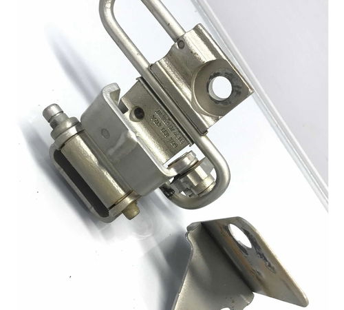 Dobradiça Porta Traseira Direita Volkswagen Polo Sedan 2012