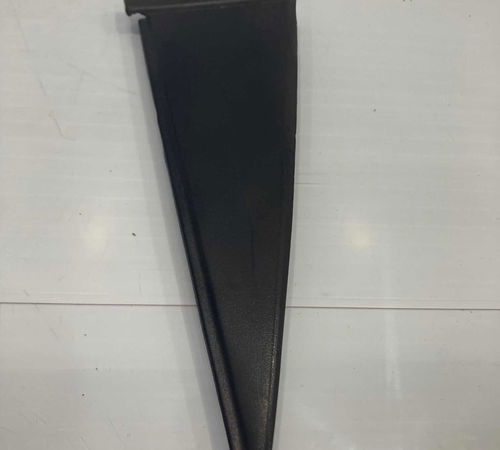 Acabamento Externo Traseiro Direito Gm Corsa Classic 00-10