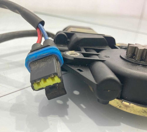 Motor Máquina De Vidro Traseiro Direito Gm Corsa Classic