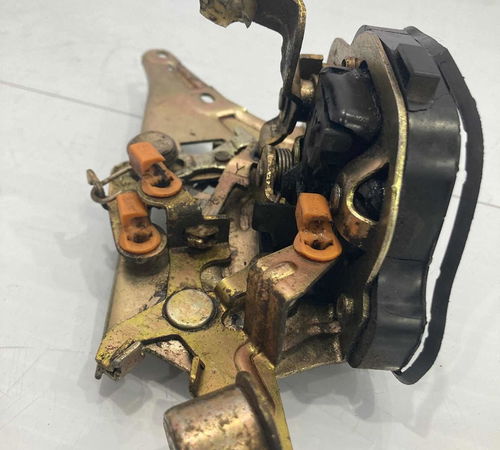 Fechadura Porta Traseira Direita Chevrolet Corsa Classic