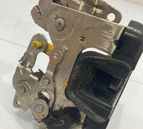 Fechadura Porta Traseira Direita Chevrolet Corsa Classic