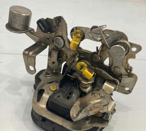 Fechadura Porta Traseira Direita Chevrolet Corsa Classic