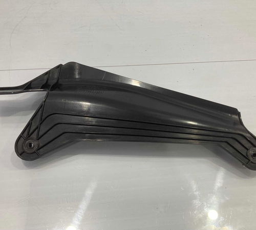 Acabamento Fechadura Traseira Direita Hyundai Hb20 Sedan