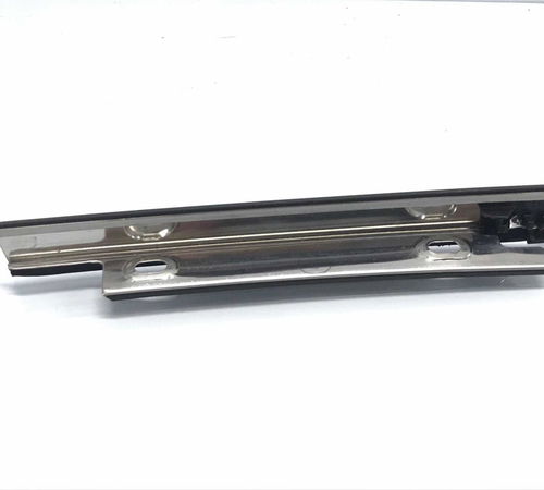 Friso Janela Porta Traseira Direita Toyota Corolla 2019/2021