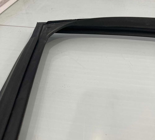 Borracha Canaleta Traseira Direita Hyundai Hb20 Sedan 13/16