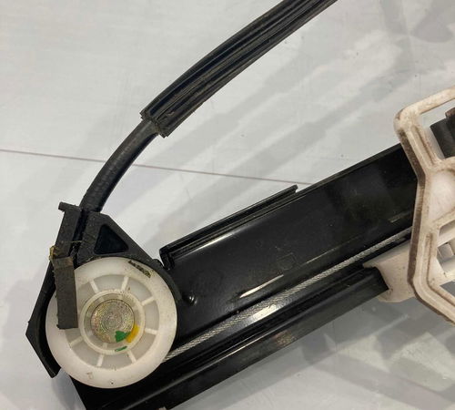Máquina De Vidro Traseiro Direito Ford Fiesta 2003/2014