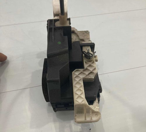 Fechadura Porta Traseira Direita Ford Fiesta 2003/2014