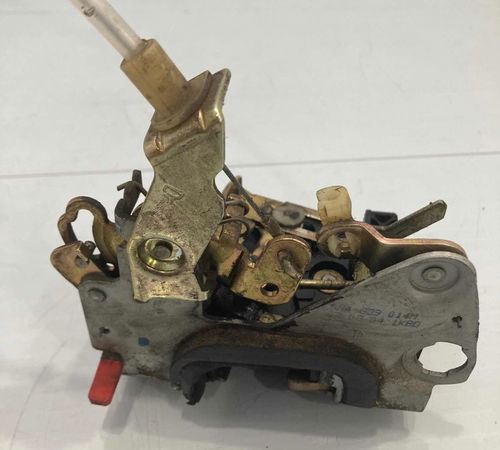 Fechadura Porta Traseira Direita Volkswagen Gol G3/g4 02/12