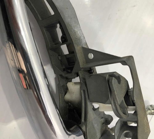 Maçaneta Externa Dianteira Esquerda Citroën C3 Picasso 12/16