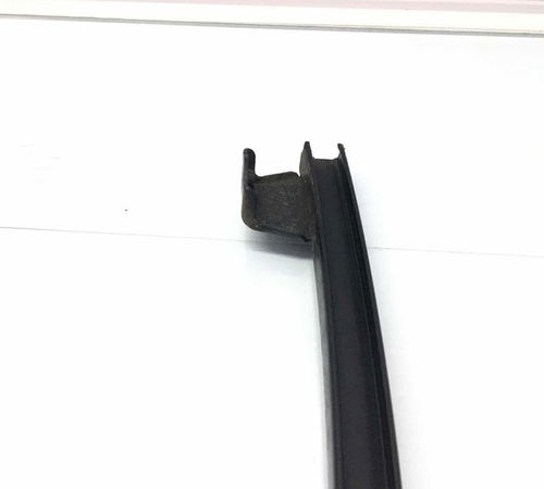 Guia Canaleta Vidro Traseira Direita Toyota Corolla 15/17