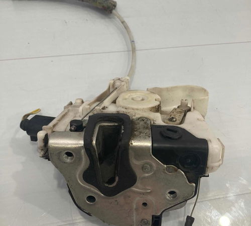 Fechadura Traseira Direita Volkswagen Voyage G5/g6 2013