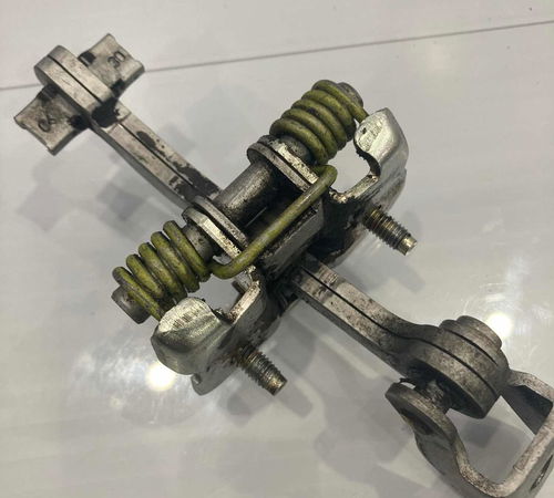 Limitador Porta Traseira Direita Volkswagen Gol G3/g4 02/12