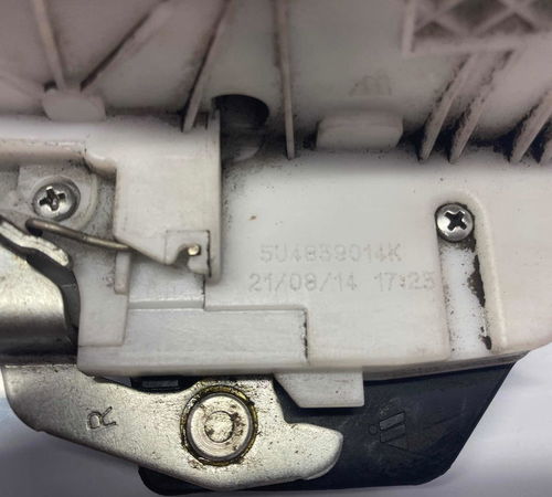 Fechadura Traseira Direita Volkswagen Voyage G5/g6 2012