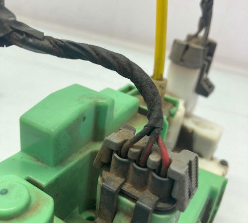 Fechadura Traseira Direita Chevrolet Vectra Sedan 2006/2012