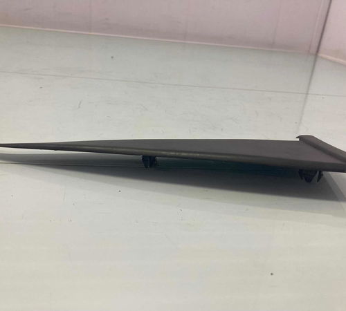 Acabamento Externo Traseiro Direito Gm Corsa Classic 00/10