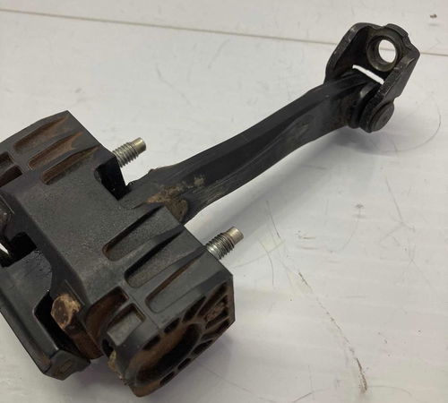Limitador Traseiro Direito Chevrolet Vectra Sedan 2006/2012