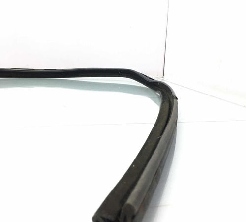 Borracha Canaleta Traseira D. Chevrolet Corsa Classic 00/10