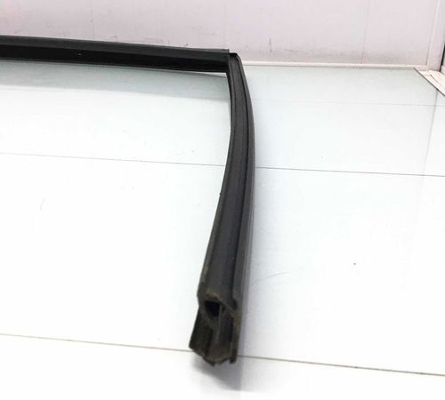 Borracha Canaleta Traseira Direita Ford Fusion 2006/2009