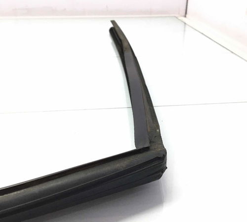 Borracha Canaleta Traseira Direita Ford Fusion 2006/2009