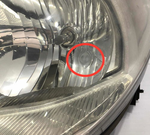 Farol Esquerdo Nissan Tiida 2008/2015 Com Detalhes