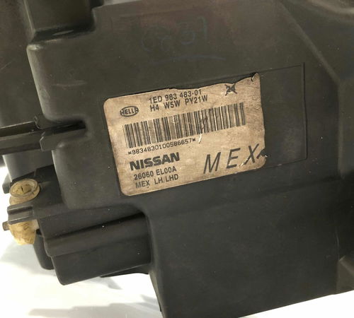 Farol Esquerdo Nissan Tiida 2008/2015 Com Detalhes