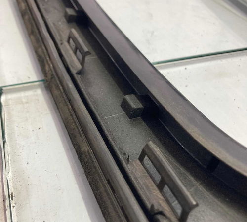 Borracha Canaleta Traseira Direita Renault Megane Grandtour