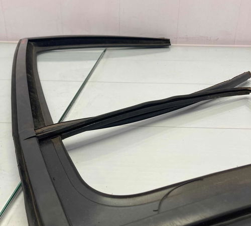 Borracha Canaleta Traseira Direita Renault Megane Grandtour