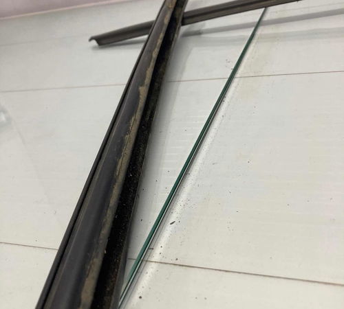 Borracha Canaleta/pestana Traseira Direita Volkswagen Fox 13