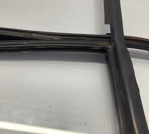 Borracha Canaleta/pestana Traseira Direita Volkswagen Fox 13