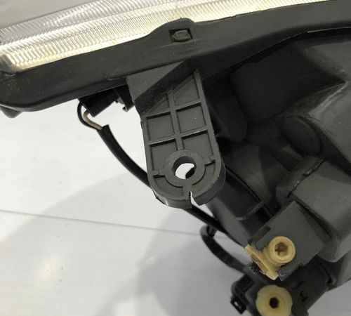Farol Esquerdo Jac J3 2010/2013