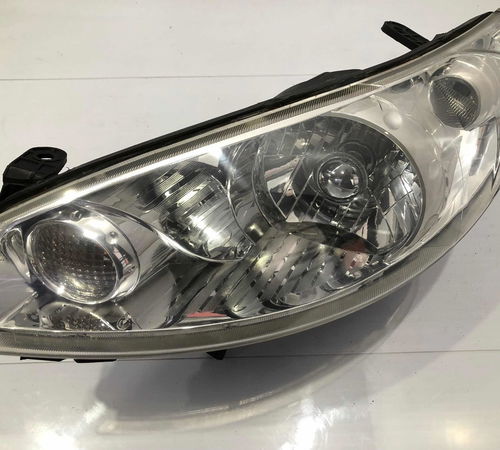 Farol Esquerdo Jac J3 2010/2013