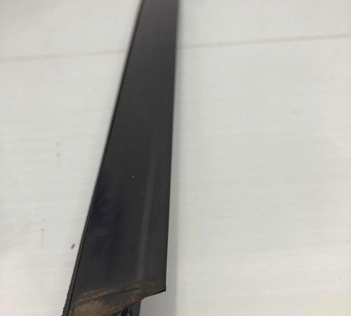 Borracha Canaleta Traseira Direita Cromada Vw Tiguan 2016