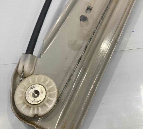 Máquina De Vidro Traseira Esquerda Volkswagen Fox 2013