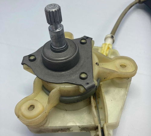 Maquina Vidro Manual Traseira Esquerda Volkswagen Up 2015