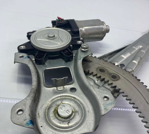 Máquina De Vidro Traseiro Esquerdo Nissan Tiida 08/14