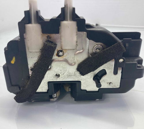 Fechadura Traseira Esquerda Nissan Tiida 08/14