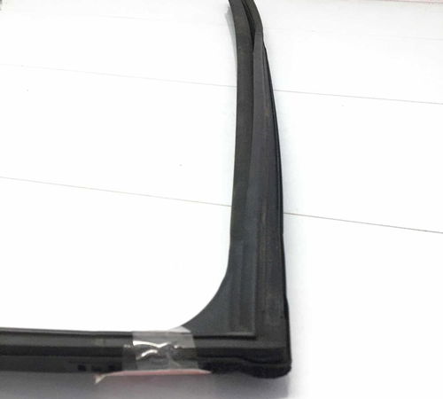 Borracha Canaleta Traseira Esquerda Toyota Corolla 2019/2021