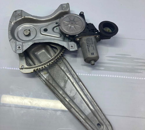Máquina De Vidro Traseiro Esquerdo Toyota Corolla 15/18