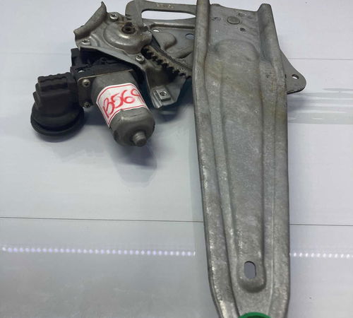 Máquina De Vidro Traseiro Esquerdo Toyota Corolla 15/18