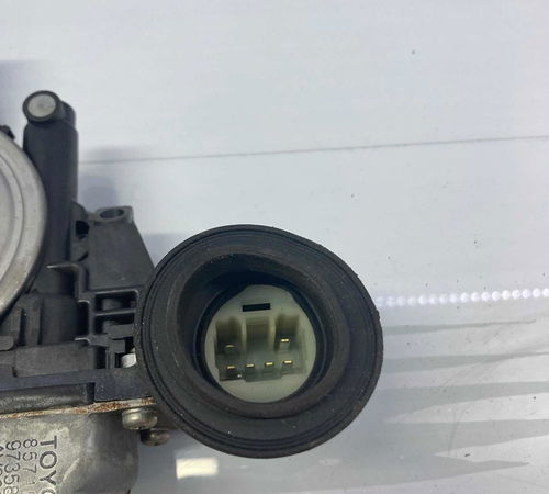 Máquina De Vidro Traseiro Esquerdo Toyota Corolla 15/18