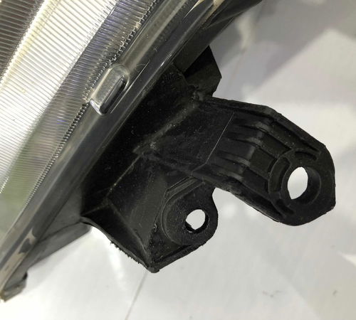 Farol Direito Nissan Tiida 2008/2015