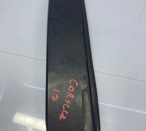 Moldura Quadro Janela Traseira Esquerda Toyota Corolla C/der