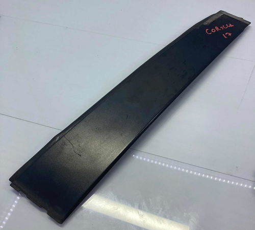 Moldura Quadro Janela Traseira Esquerda Toyota Corolla C/der
