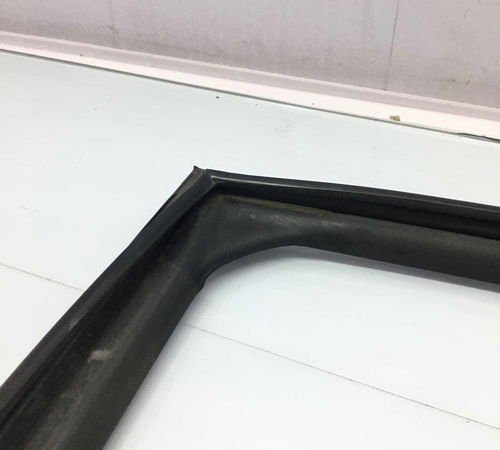 Borracha Canaleta Traseira Esquerda Hyundai Hb20 Hatch 13/18